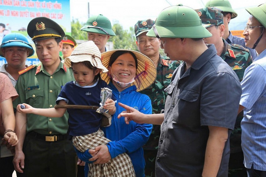 Phó Thủ tướng Trần Hồng Hà kiểm tra phòng chống bão tại Lào Cai