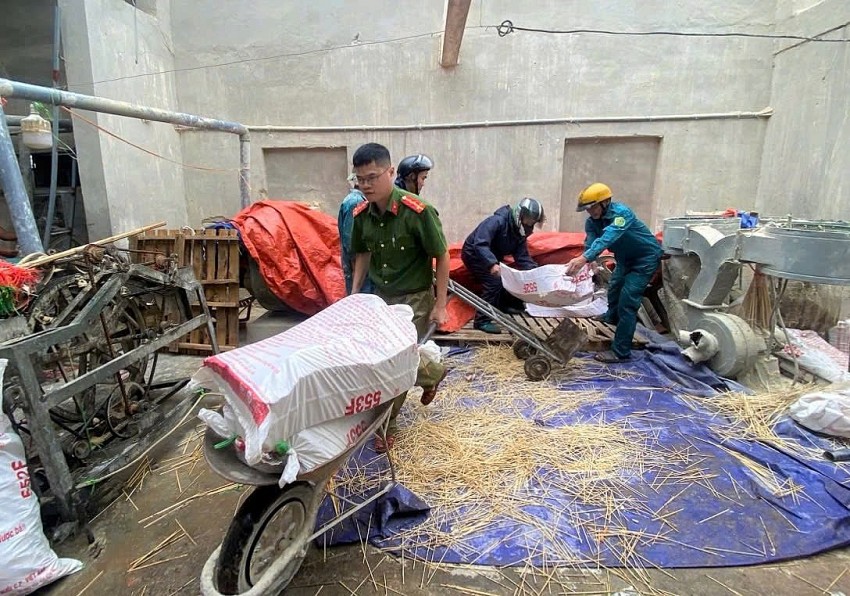Hà Tĩnh tập trung cao độ khắc phục hậu quả sau bão số 10