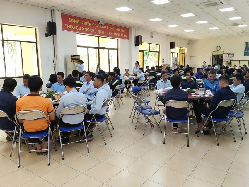 Phân bón Miền Nam & “Bữa cơm Công đoàn”: Hơi ấm ở “ngôi nhà thứ hai”