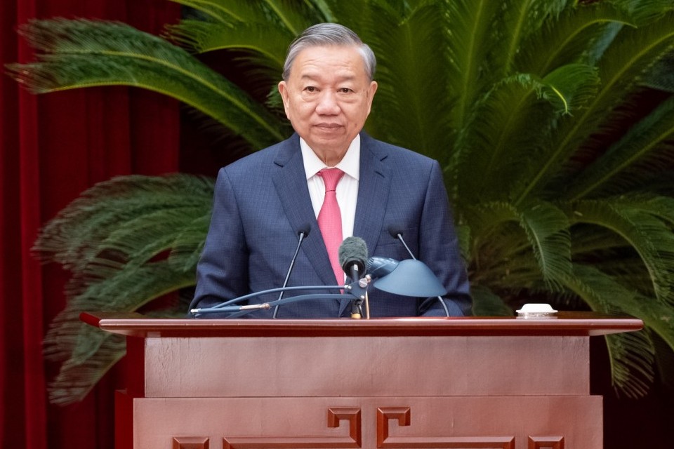 Hoàn thành chương trình Hội nghị Trung ương 13 với khí thế mới, niềm tin mới và trách nhiệm mới (*)
