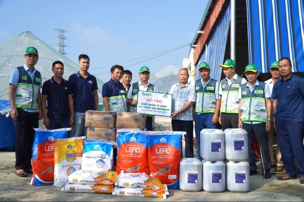 Thanh Hóa: Trung tâm Khuyến nông quốc gia hỗ trợ người dân sau bão