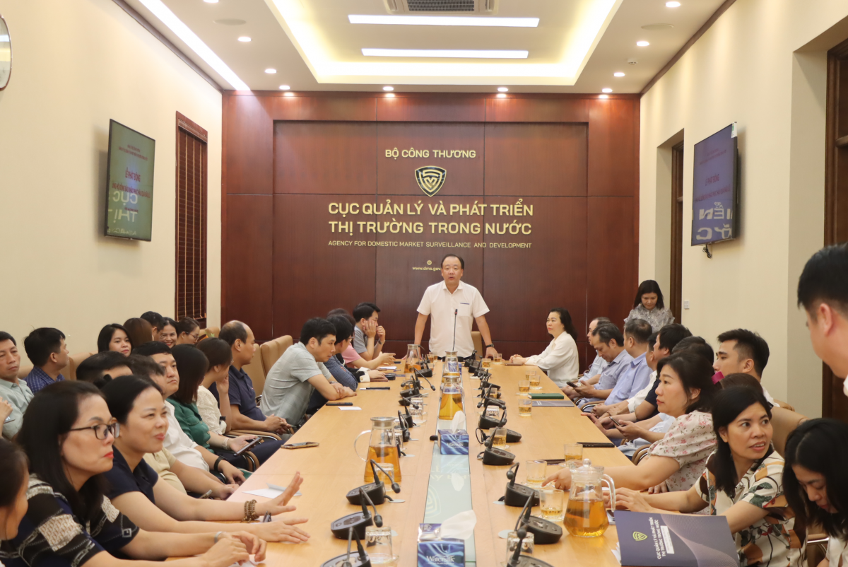 Cục Quản lý và Phát triển thị trường trong nước phát động ủng hộ đồng bào bị ảnh hưởng bão lũ