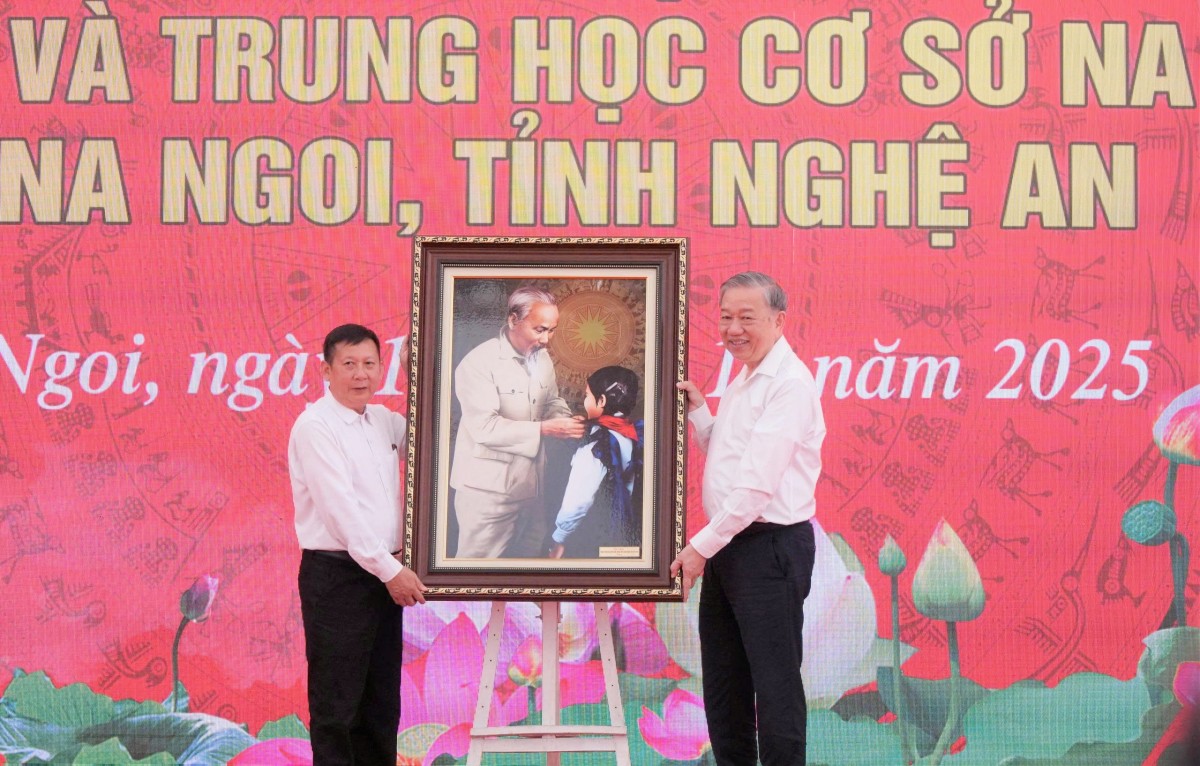 Tổng Bí thư Tô Lâm dự Lễ khởi công xây dựng Trường Phổ thông nội trú liên cấp TH và THCS Na Ngoi, tỉnh Nghệ An