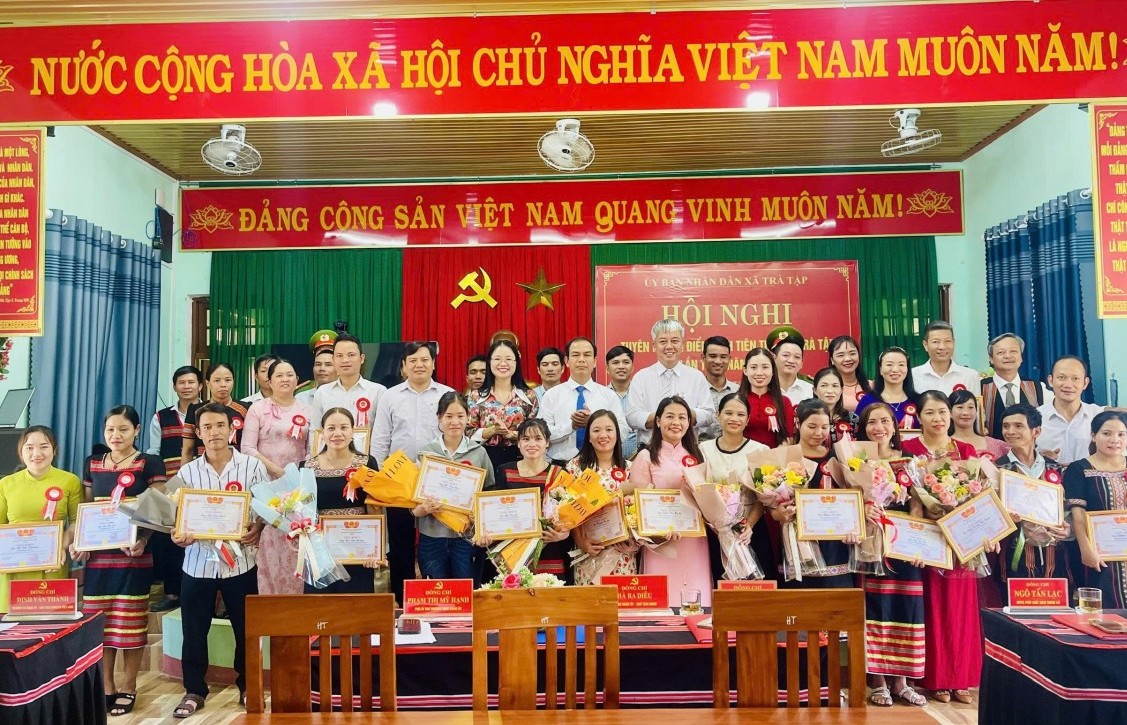 Đà Nẵng: Xã Trà Tập đẩy mạnh việc chăm sóc, bảo vệ và phát triển diện tích trồng cây dược liệu