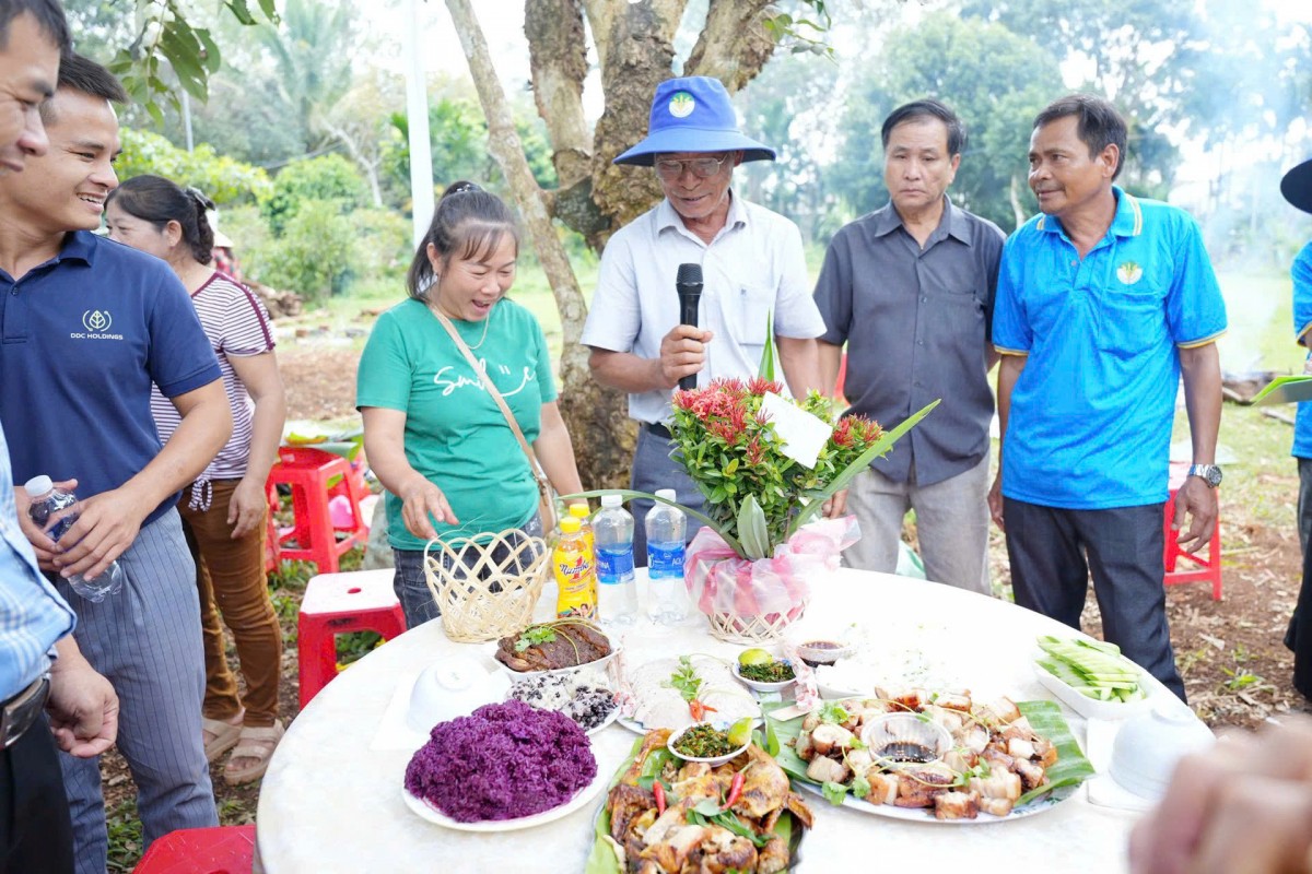Xã Ea Knuếc kỷ niệm 95 năm Ngày thành lập Hội Nông dân Việt Nam