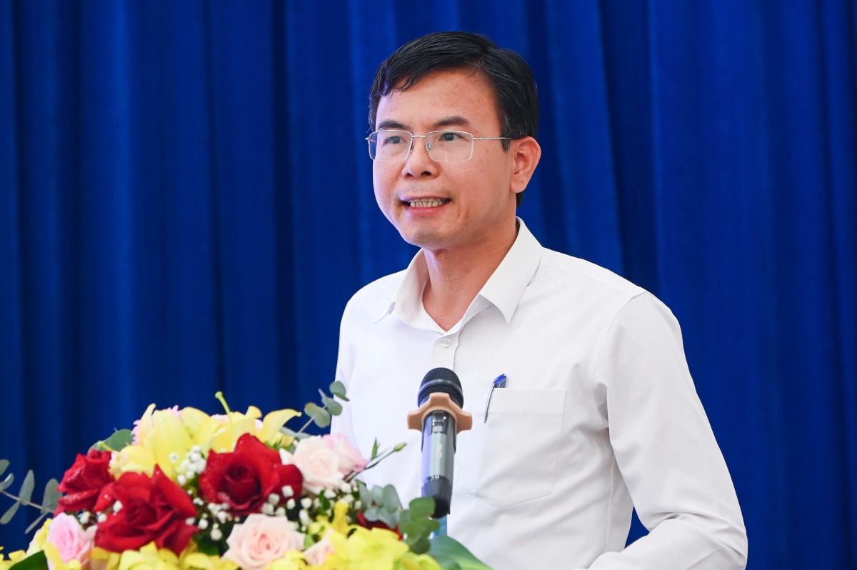 Ông Nguyễn Danh Hùng, Phó Giám đốc  Sở Nông nghiệp và Môi trường Nghệ An.
