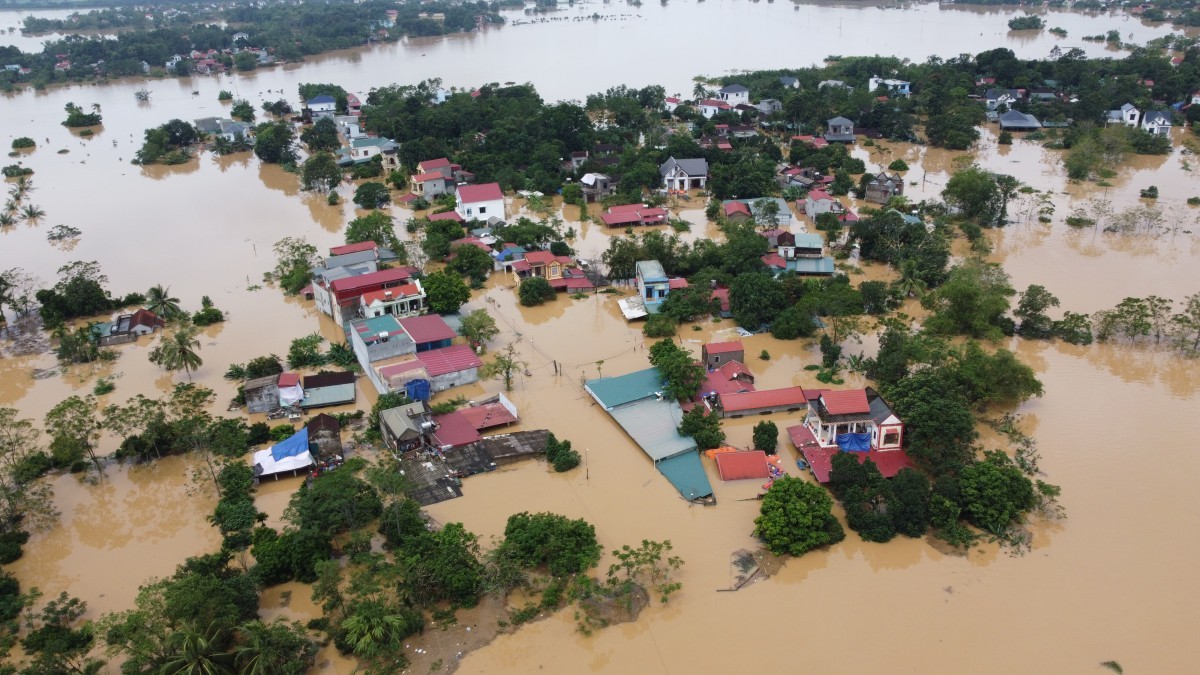 Thủ tướng chỉ đạo tăng cường ứng phó với bão số 12 và mưa lũ