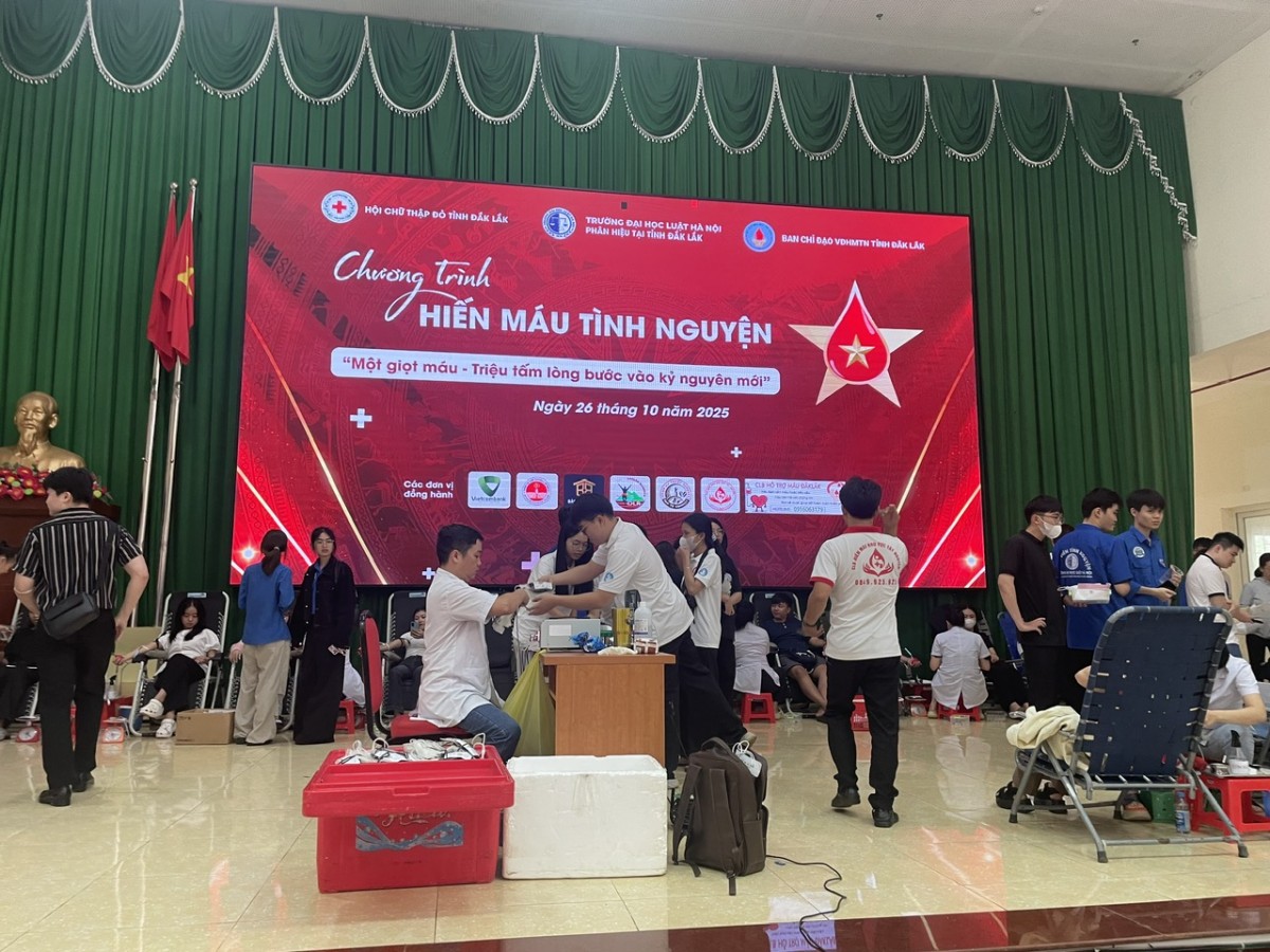 Chung tay hiến máu, lan tỏa yêu thương tại Đắk Lắk Chung tay hiến máu, lan tỏa yêu thương tại Đắk Lắk