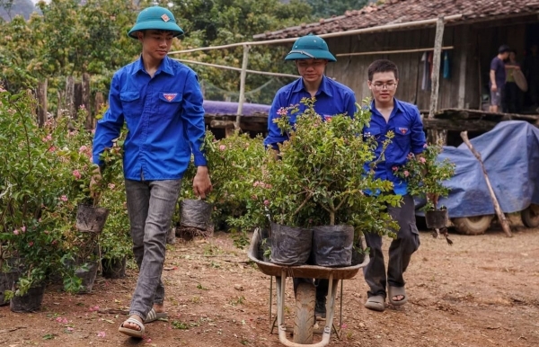 Đặt niềm tin, kỳ vọng lớn vào thế hệ trẻ ngành Nông nghiệp và Môi trường Đặt niềm tin, kỳ vọng lớn vào thế hệ trẻ ngành Nông nghiệp và Môi trường