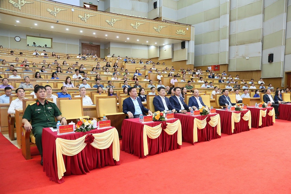 Hưng Yên: Tăng tốc, bứt phá hoàn thành các mục tiêu phát triển kinh tế - xã hội năm 2025 Hưng Yên: Tăng tốc, bứt phá hoàn thành các mục tiêu phát triển kinh tế - xã hội năm 2025