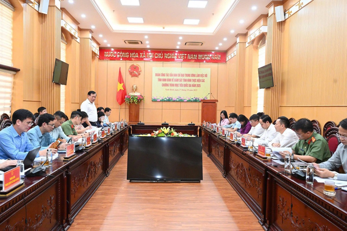 Giám sát thực hiện các chương trình mục tiêu quốc gia giai đoạn 2021 - 2025 tại Ninh Bình Giám sát thực hiện các chương trình mục tiêu quốc gia giai đoạn 2021 - 2025 tại Ninh Bình