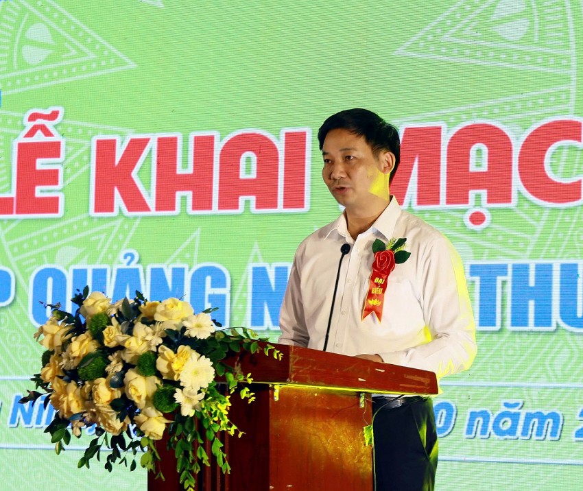 Nguyễn Văn Công, Phó Chủ tịch UBND tỉnh, Trưởng ban Chỉ đạo OCOP tỉnh phát biểu khai mạc Hội chợ. Nguyễn Văn Công, Phó Chủ tịch UBND tỉnh, Trưởng ban Chỉ đạo OCOP tỉnh phát biểu khai mạc Hội chợ.