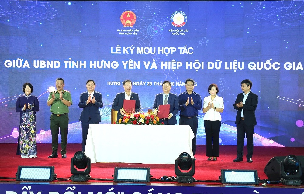 Diễn đàn khoa học - công nghệ, đổi mới sáng tạo và chuyển đổi số tỉnh Hưng Yên