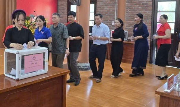 Quảng Ninh: Hỗ trợ 23 tỷ đồng cho các tỉnh miền Trung bị bão lũ