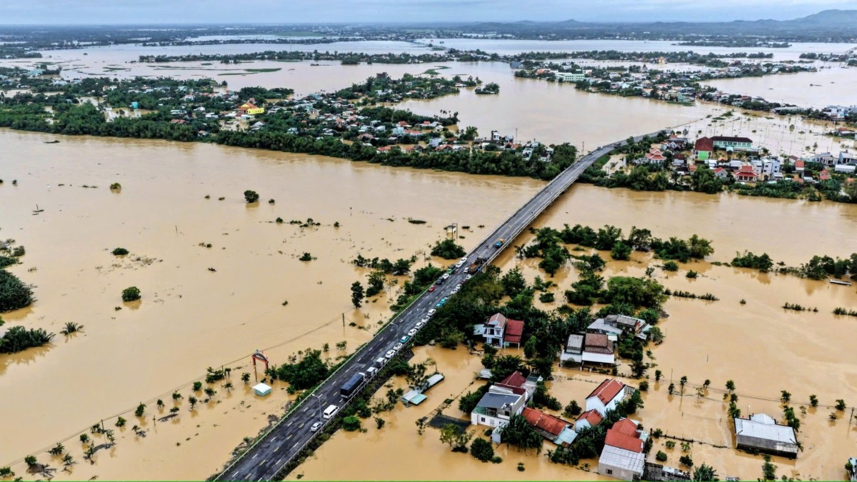 Tp. Huế và Đà Nẵng cần cảnh giác với thời tiết khắc nghiệt trong vài ngày tới Tp. Huế và Đà Nẵng cần cảnh giác với thời tiết khắc nghiệt trong vài ngày tới