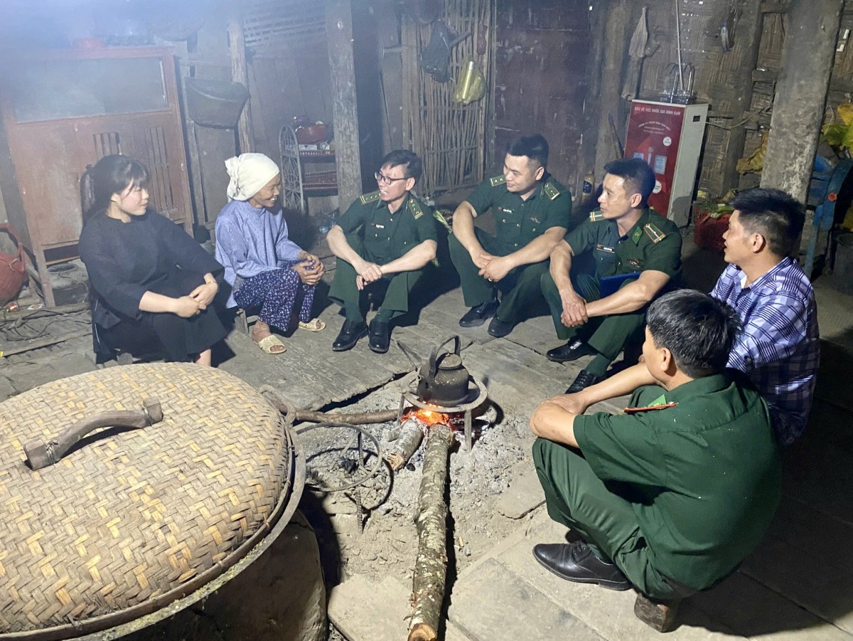 Sức mạnh “Lòng dân” nơi tuyến đầu Tổ quốc – Kỳ 2: Chung sức giữ vững biên cương