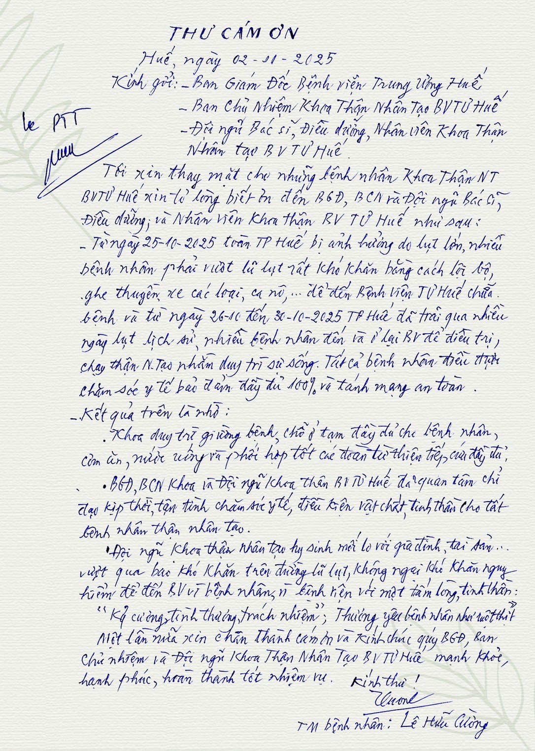 Những chiếc áo blouse trắng không rời bệnh nhân giữa tâm lũ Những chiếc áo blouse trắng không rời bệnh nhân giữa tâm lũ