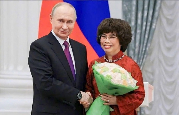 Bà Thái Hương được Tổng thống Putin trao tặng Huân chương Hữu nghị