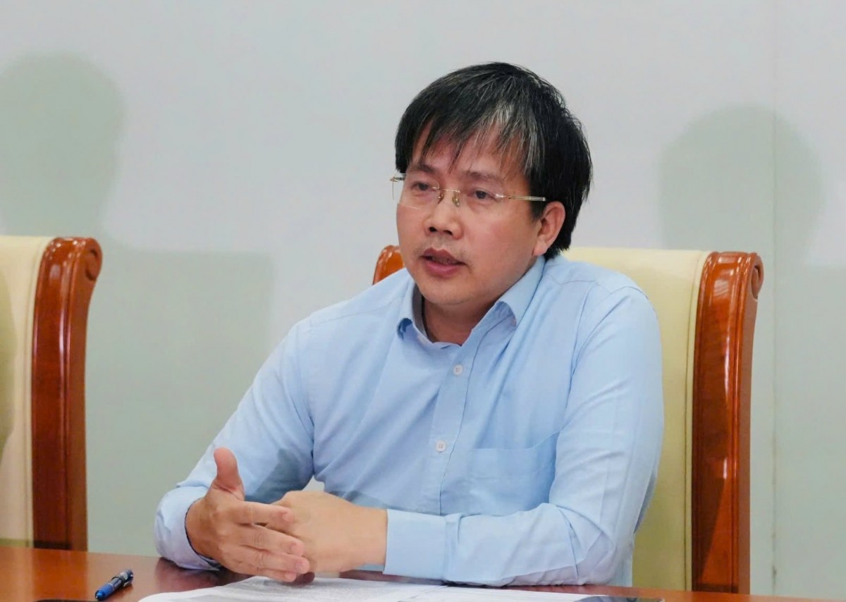 Bão Kalmaegi mạnh cấp 13 khi tiến vào Biển Đông