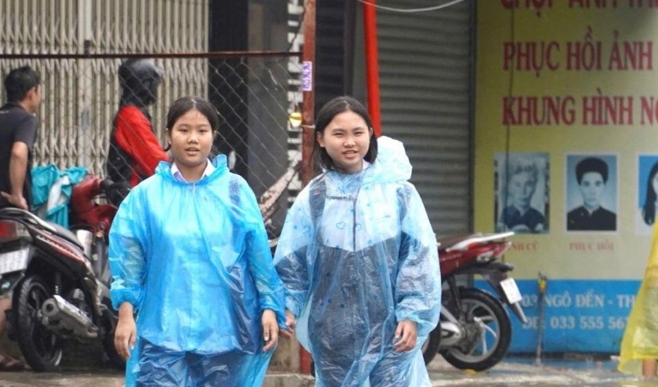 Tỉnh Gia Lai, Đắk Lắk, Khánh Hòa cho học sinh nghỉ học tránh bão Kalmaegi