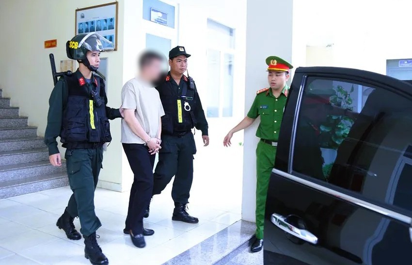 Bắt chồng Đoàn Di Băng để điều tra hành vi sản xuất, buôn bán hàng giả