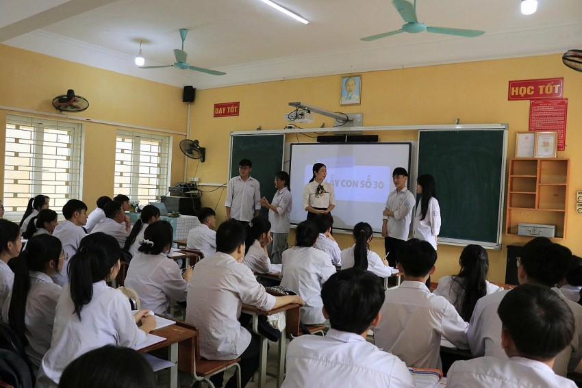 Trường THPT Hưng Khánh và hành trình 50 năm xây dựng và phát triển