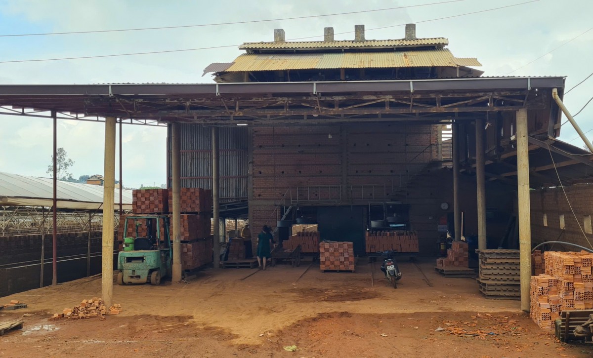 Đắk Lắk: Hàng trăm lao động lo lắng mất việc trước thông tin “xóa sổ” các lò gạch
