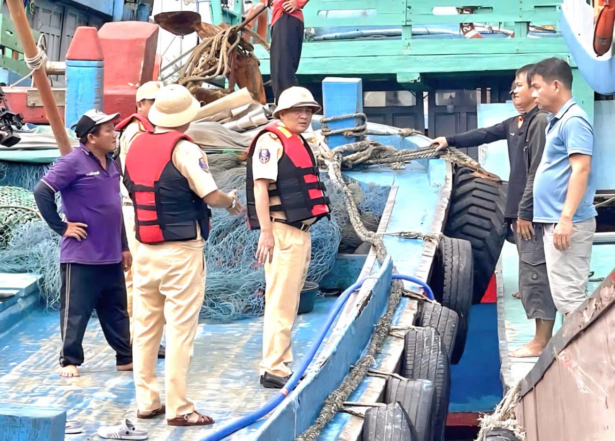 Công an Gia Lai đồng loạt triển khai ứng phó với bão số 13