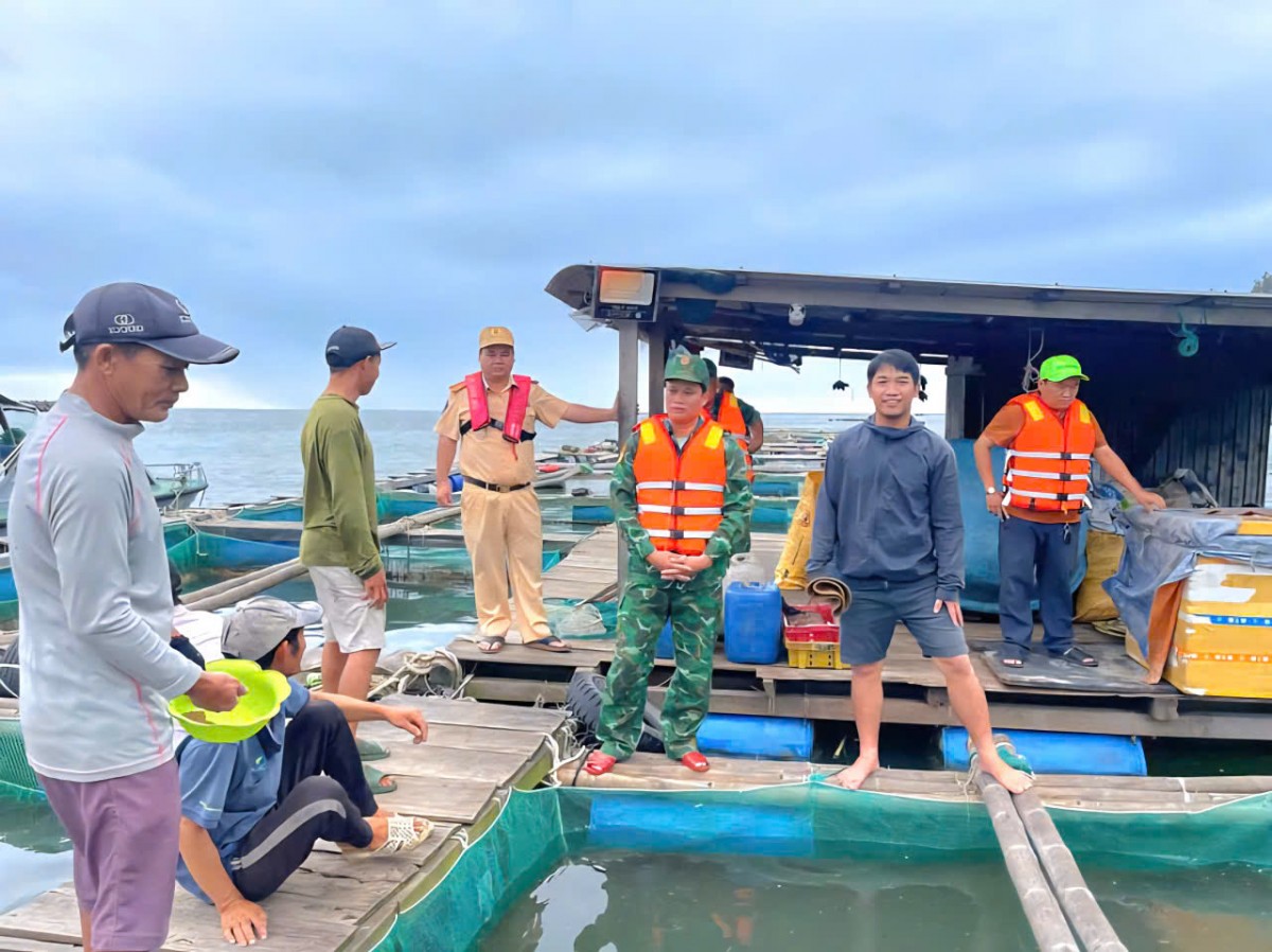 Công an Gia Lai đồng loạt triển khai ứng phó với bão số 13