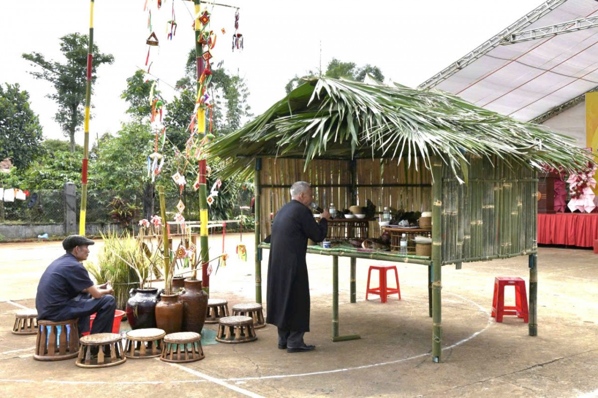 Buôn Thái tổ chức ngày hội Đại đoàn kết toàn dân tộc và Lễ hội Mừng lúa mới năm 2025