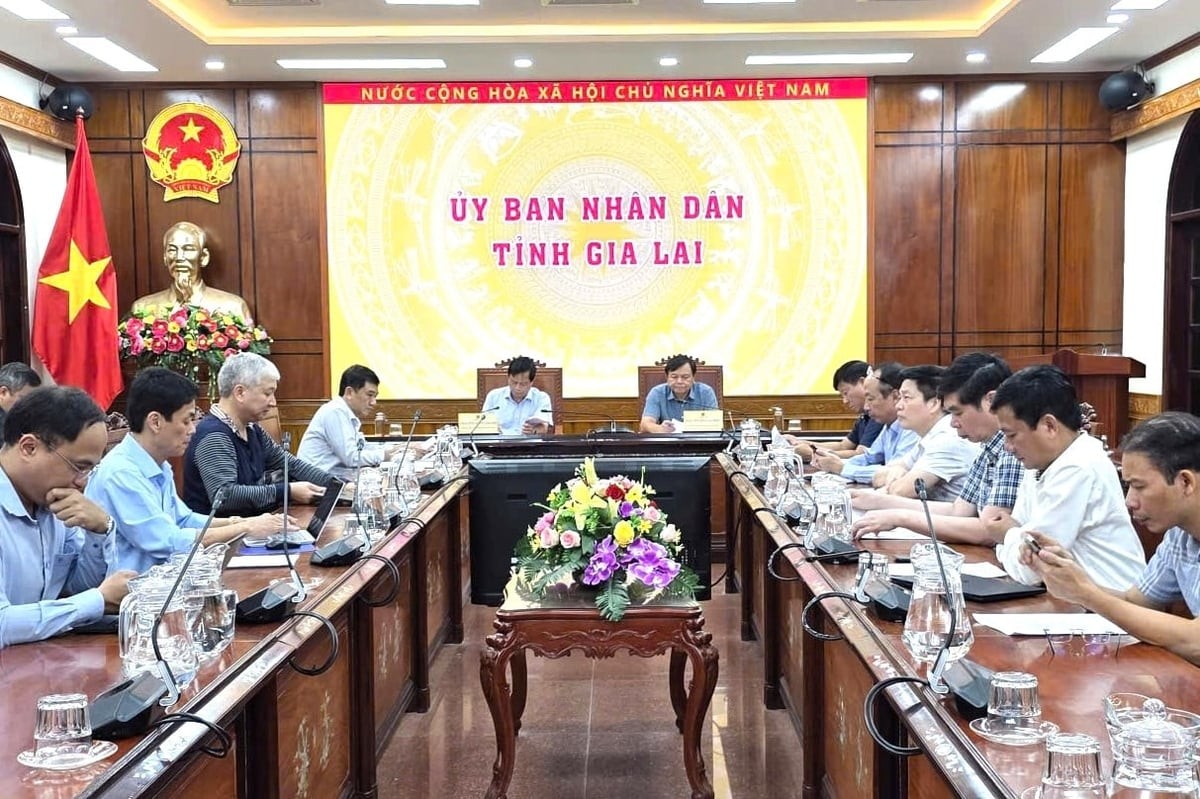 Bão số 13 Kalmaegi tăng lên cấp 15, ảnh hưởng đất liền Đà Nẵng - Đăk Lăk