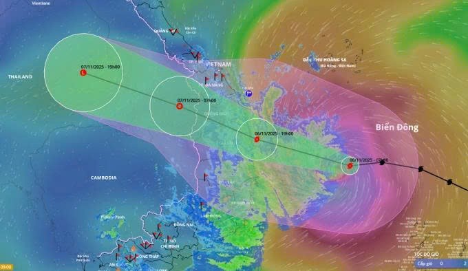 Bão số 13 Kalmaegi tăng lên cấp 15, ảnh hưởng đất liền Đà Nẵng - Đăk Lăk