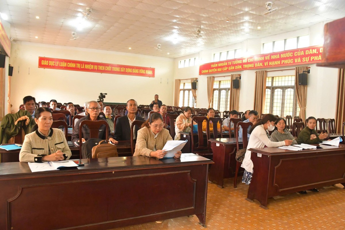 Lâm Đồng: Tập huấn nghề trồng dâu, nuôi tằm công nghệ cao cho nông dân tại xã Đức An