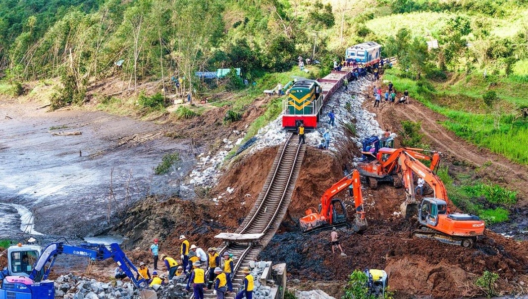 Đắk Lắk: Hỗ trợ 35 tỷ đồng cho 16 xã, phường khắc phục hậu quả bão số 13