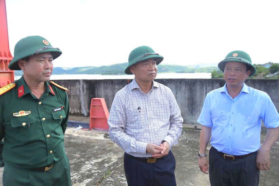 Bí thư Tỉnh ủy Gia Lai yêu cầu tuân thủ nghiêm quy trình vận hành hồ chứa nước