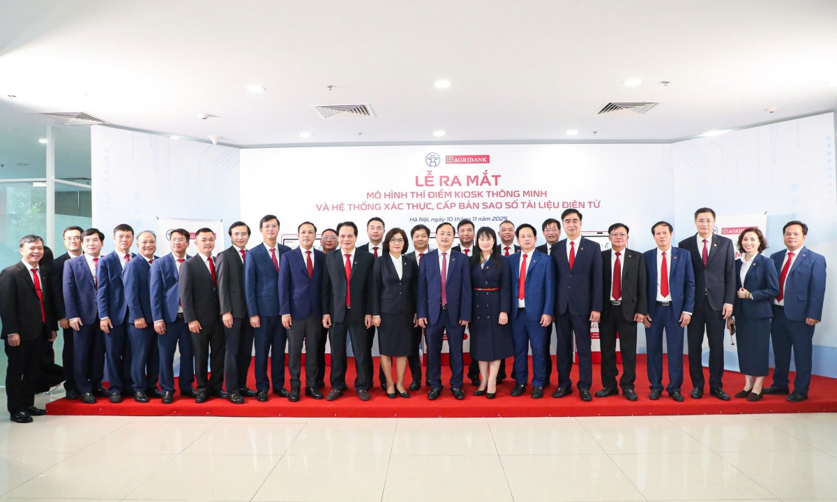 Ra mắt mô hình thí điểm Kiosk thông minh: Agribank đồng hành cùng TP Hà Nội trong chuyển đổi số