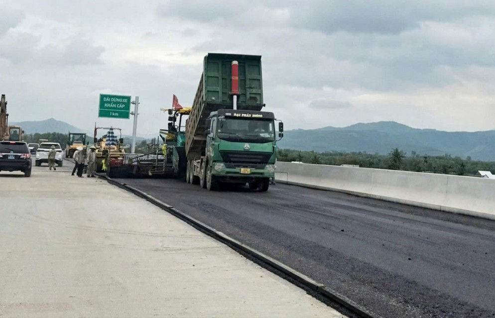 Cao tốc Quảng Ngãi – Hoài Nhơn tăng tốc về đích
