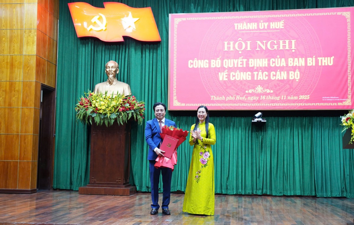 Ông Nguyễn Khắc Toàn được điều động, chỉ định giữ chức Phó Bí thư Thành ủy Huế