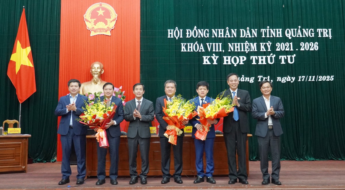 Ông Lê Hồng Vinh được bầu giữ chức Chủ tịch UBND tỉnh Quảng Trị