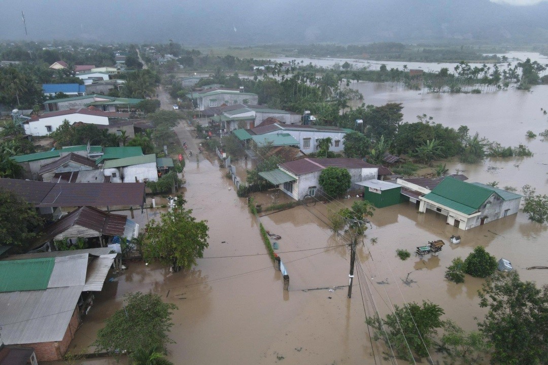 Đắk Lắk hàng trăm nhà dân ngập do mưa lớn kéo dài