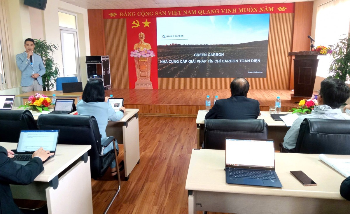 Phát triển công nghệ tưới ngập khô xen kẽ trong canh tác lúa thích ứng với biến đổi khí hậu