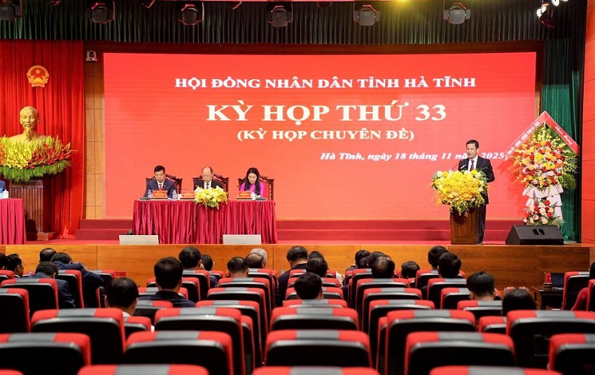 Quang cảnh cuộc họp