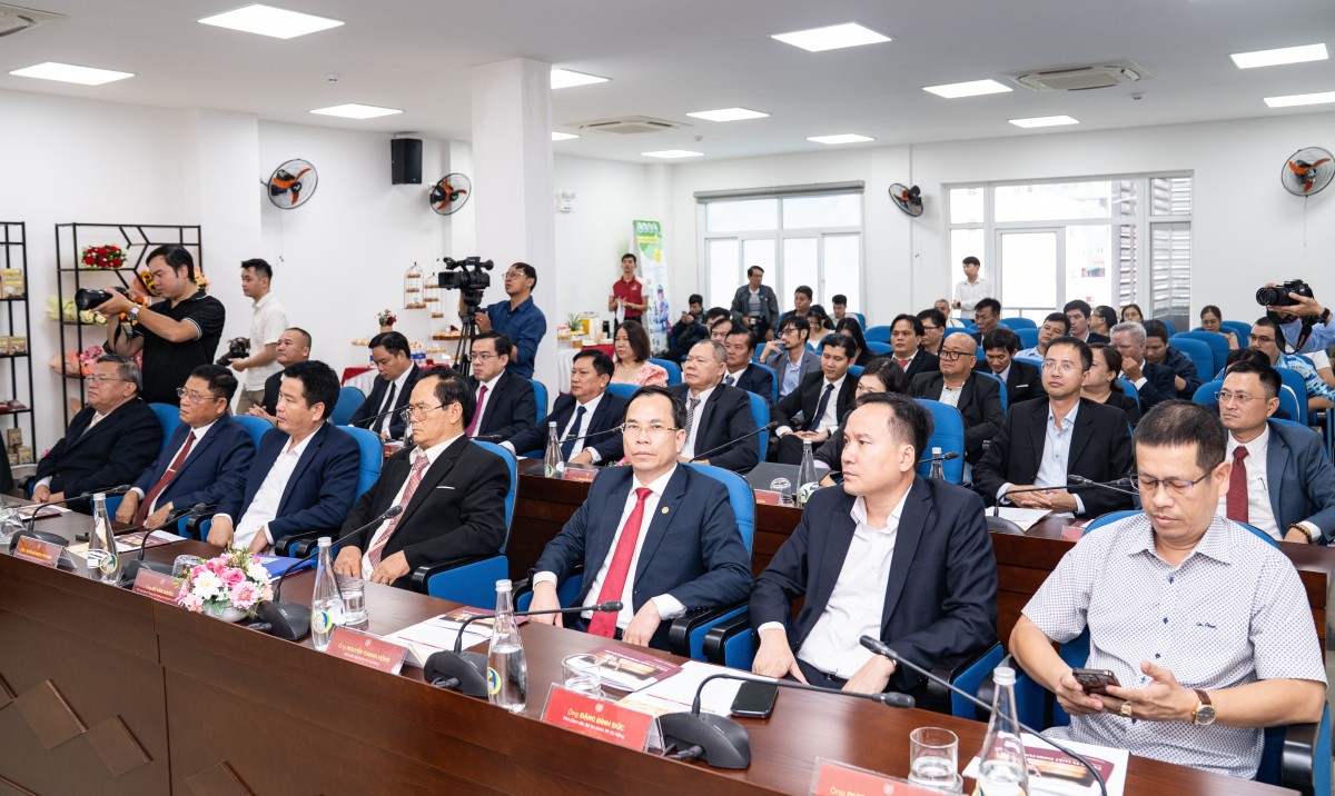 APEC VN ra mắt chi nhánh Đà Nẵng, hoàn thiện mắt xích pháp lý cho trung tâm tài chính tương lai