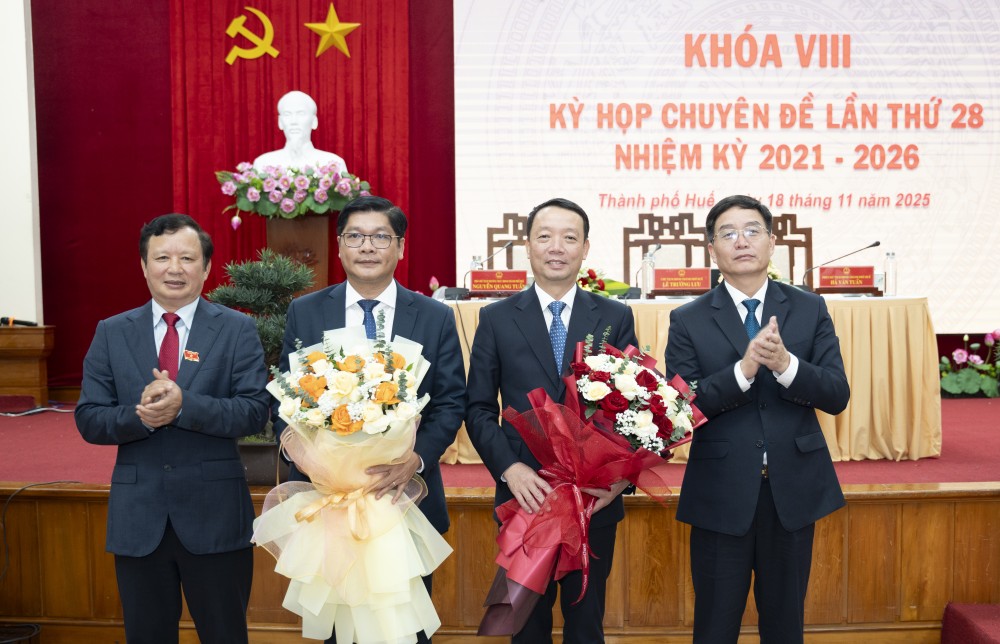 Huế có tân Chủ tịch, Phó chủ tịch UBND thành phố