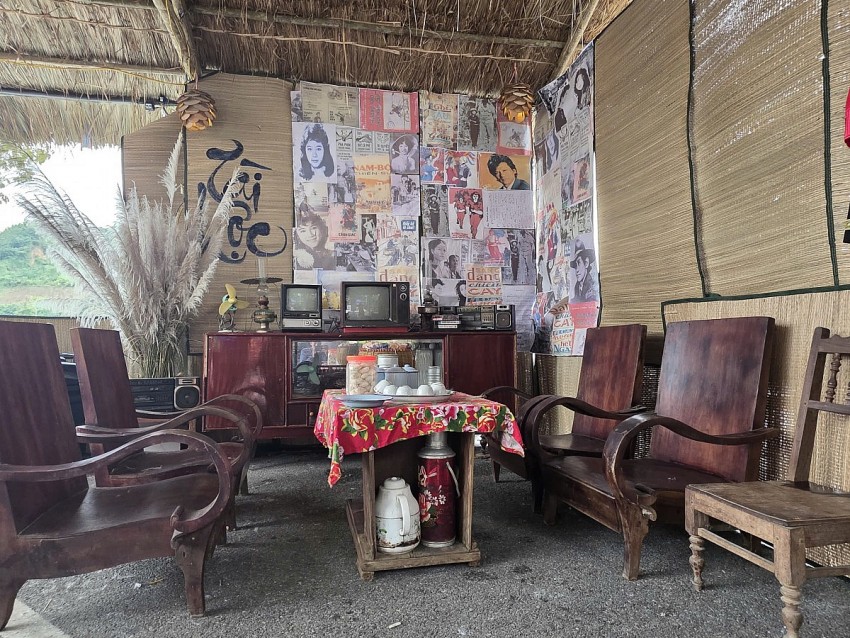 Trải nghiệm không gian chợ Cốc Lếu xưa bên bờ sông Hồng