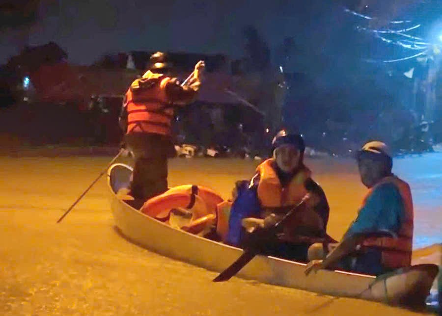 Gia Lai cho học sinh nghỉ học để ứng phó mưa lớn, lũ lụt