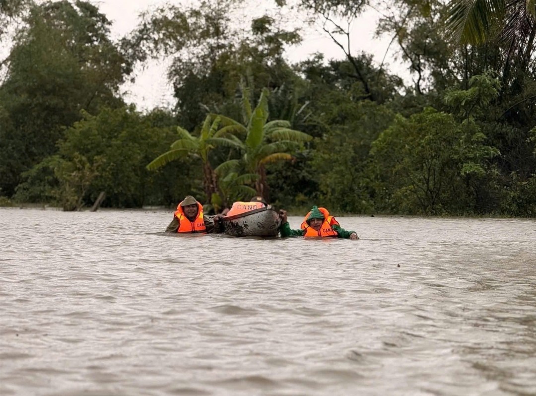 Đắk Lắk mưa lũ làm 15 người chết và mất tích