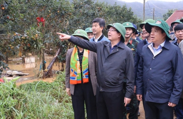 Phó Thủ tướng Hồ Quốc Dũng kiểm tra tình hình thiệt hại do thiên tai và công tác khắc phục tại tỉnh Lâm Đồng