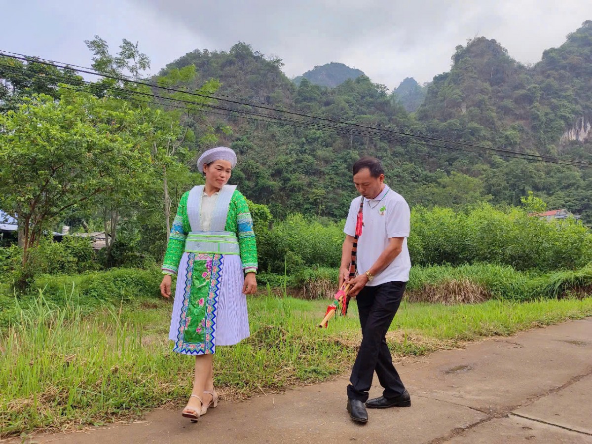 Giữ lửa văn hóa Mông giữa đời sống hiện đại ở xã Vô Tranh