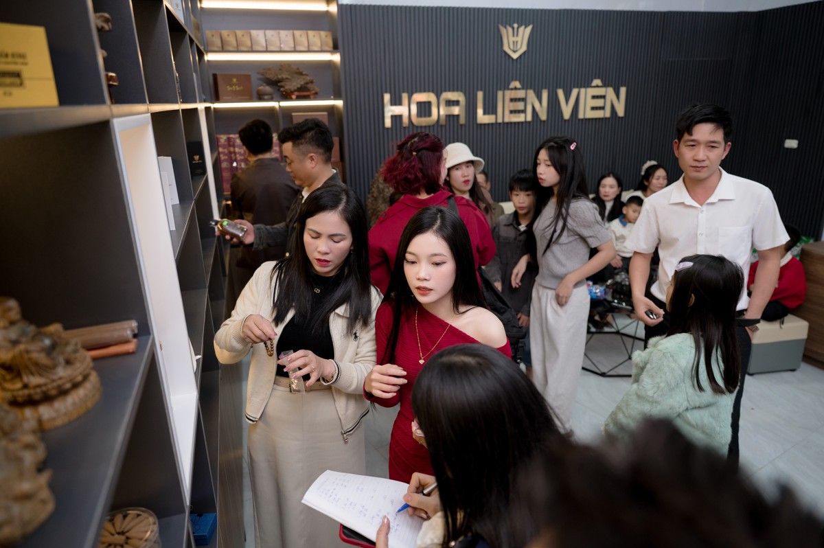 Hoa Liên Viên ra mắt chi nhánh miền Trung, mở rộng hệ thống phân phối sản phẩm từ Trầm hương